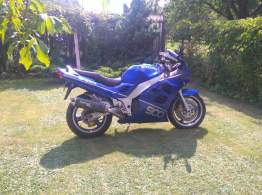 Motocykl Suzuki900