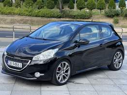 Peugeot 208 super stan, świeża klima, oszczędny