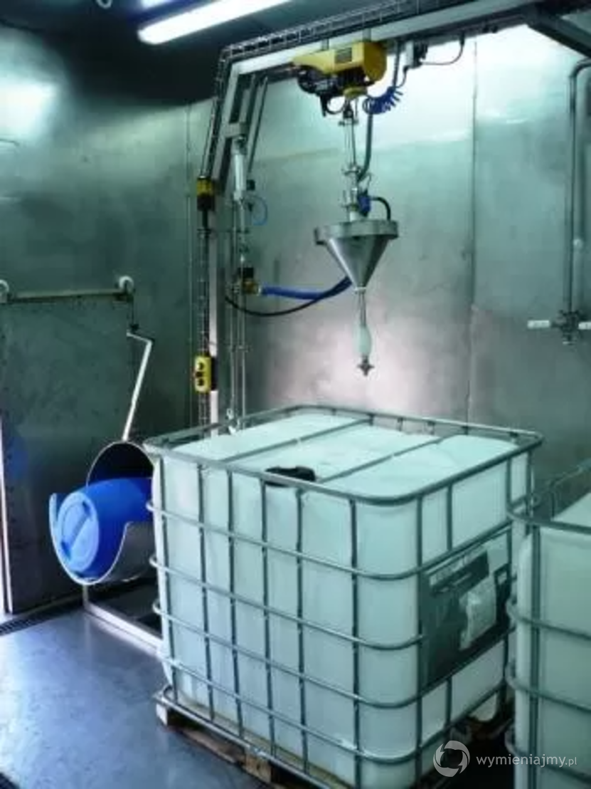 Myjnia do IBC. Mycie kontenerów i zbiorników, pojemników zdjęcie 1